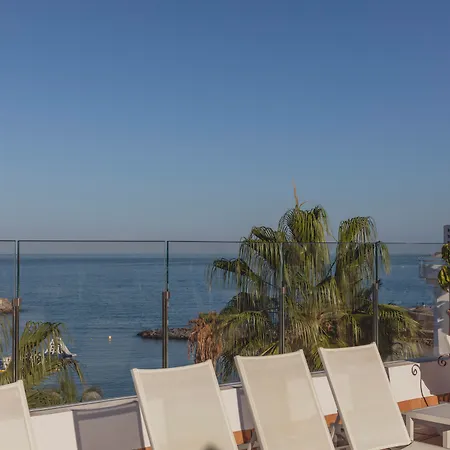 Flamingo Mate Адехе