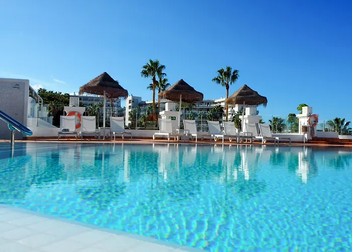 Flamingo Mate Hotel