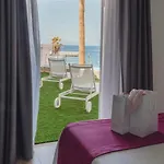 火烈鸟海滩伴侣公寓 酒店