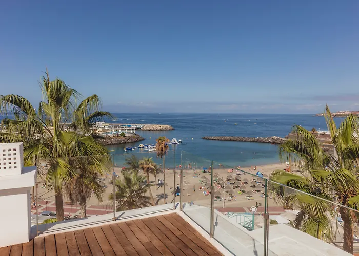 Flamingo Mate Costa Adeje (Tenerife)