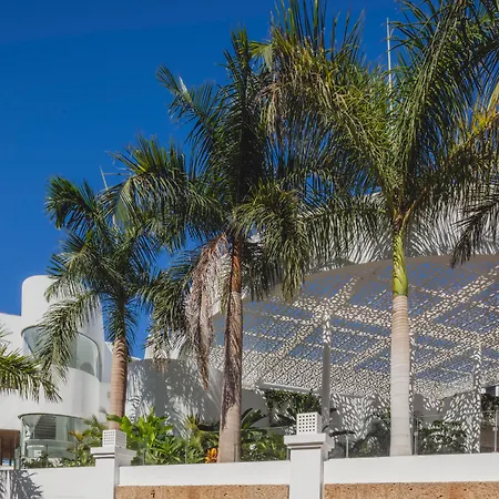 Otel Flamingo Mate